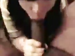 Renarde aux cheveux courts se films de porno français fait défoncer par un mec plus âgé