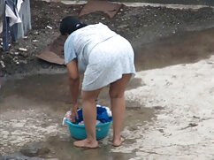 Fille aux video sexe hard français yeux bleus aime sucer des bites