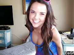 Sofia Star video porno français suce une bite bien dure et se fait baiser au lit