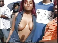 Hot Brunette Cherokee Taquiner Avec Son Butin