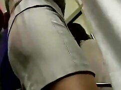 Une brune  asiatique se fait baiser dans un avion