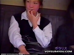 Lily Glee, une fille aux cheveux longs, prend une bite juteuse porno allemand gratuit dans son trou du cul