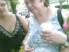 La fessée se termine par un  pilonnage anal juteux