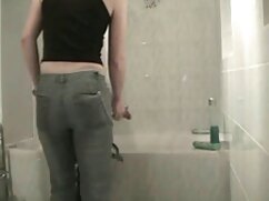 Une blonde  étonnante aime se faire gangbanger