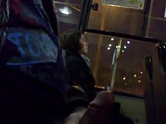 Un  mec en chaleur baise deux femmes