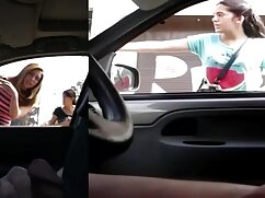 Alexis Tae reçoit une récompense collante  après une baise hard