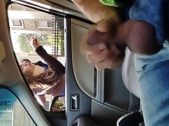 Aby Cross se fait baiser dans le video porno français gratuit bain à remous
